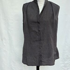 Violet & Claire Black and White Button Down Shirt